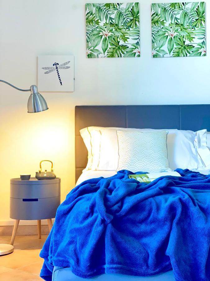 אולביה Homey Experience - Navy Sea View Apartments חדר תמונה