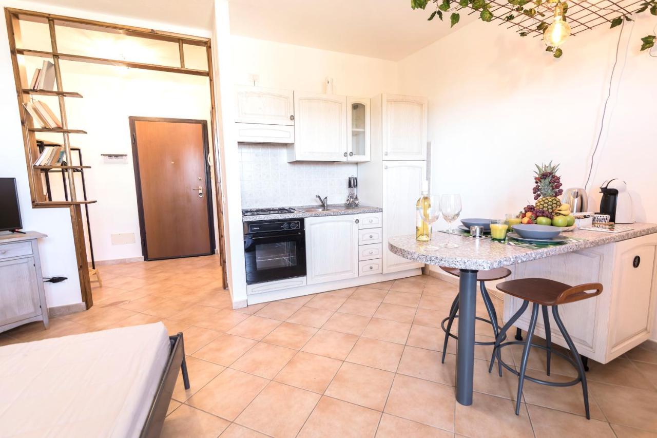 אולביה Homey Experience - Navy Sea View Apartments מראה חיצוני תמונה